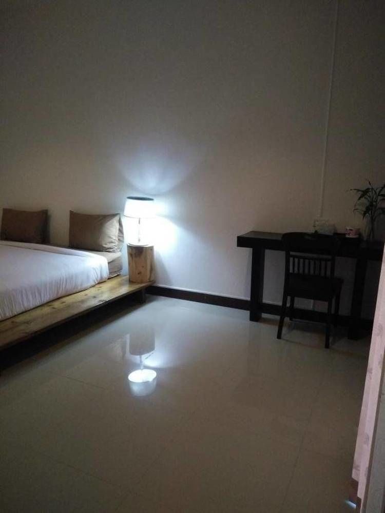 Готель Natai House Екстер'єр фото