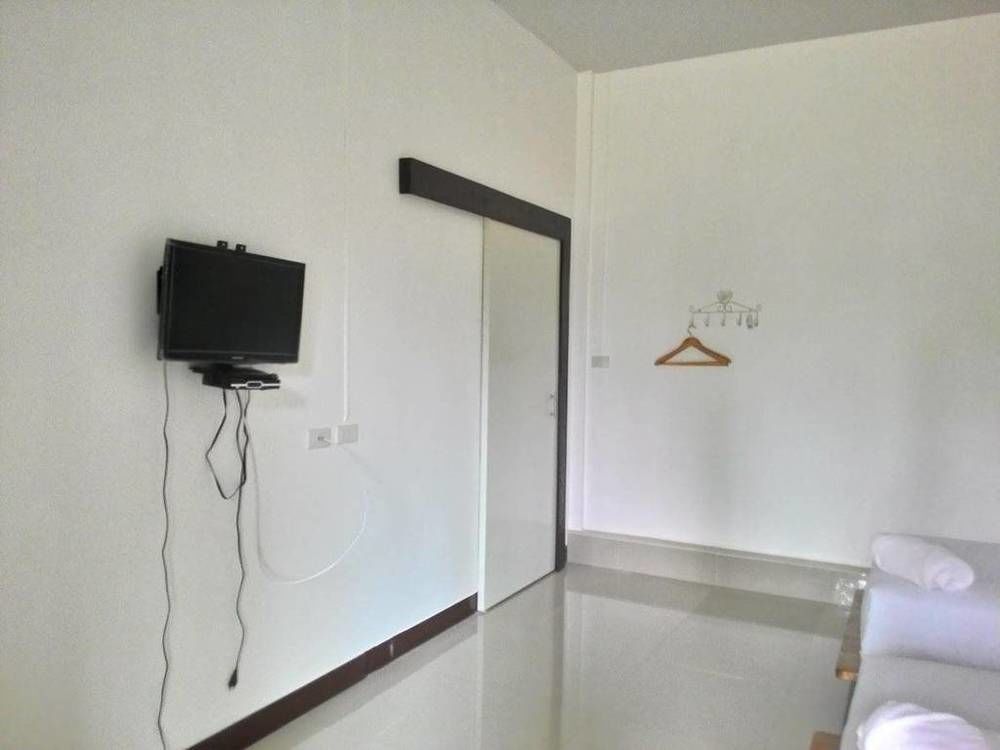 Готель Natai House Екстер'єр фото